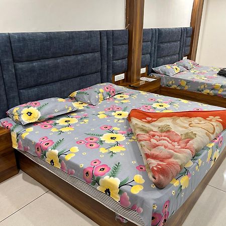 Hotel Divya Rishīkesh Екстериор снимка