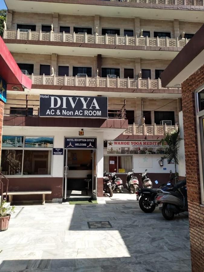 Hotel Divya Rishīkesh Екстериор снимка